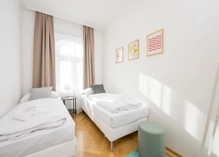 Luxury Liechtenstein Apartment *